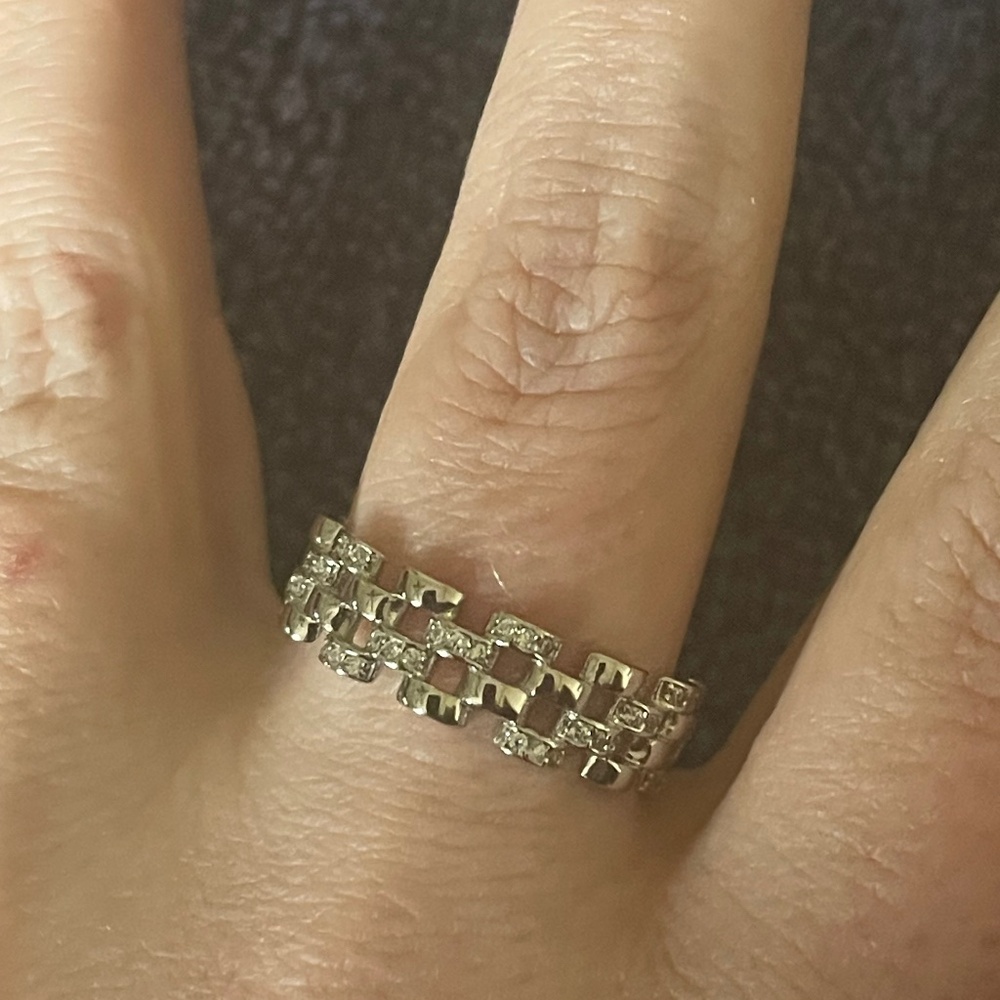 Oomiay Chain Ring